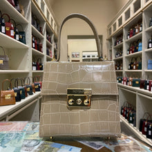 Load image into Gallery viewer, #Roma15 cm. 15 ON BASE