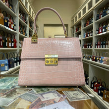 Load image into Gallery viewer, #Roma23 cm. 23 ON BASE