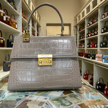 Load image into Gallery viewer, #Roma23 cm. 23 ON BASE