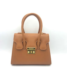 Load image into Gallery viewer, #Milano23 cm. 23 ON BASE

